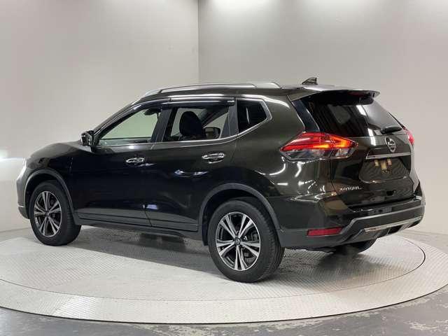 22873379_carP_l_6.jpg