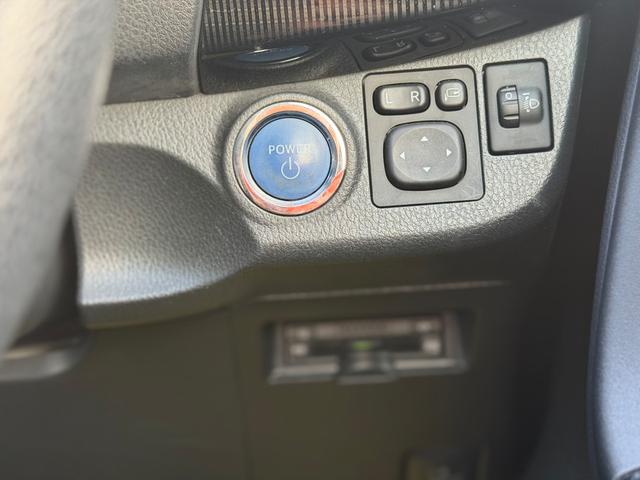 0208664A30260701W00213.jpg
