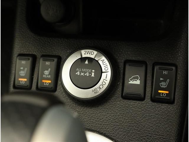 0200810A30260922W00312.jpg
