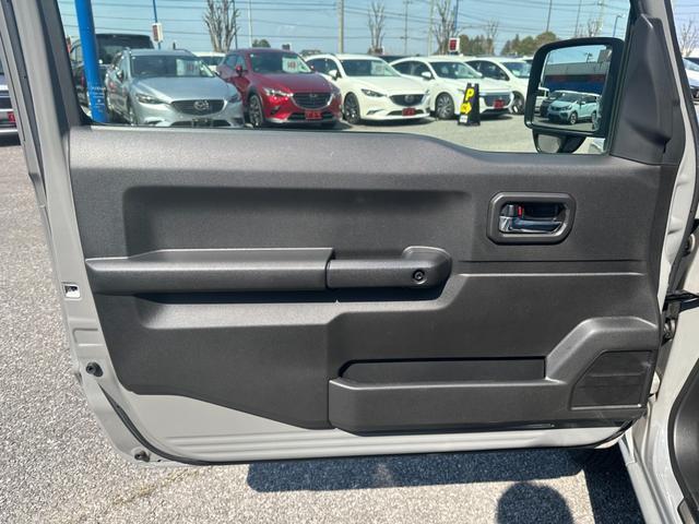 23168446_carP_l_5.jpg
