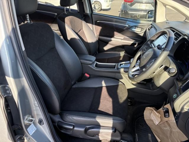 25476817_carP_l_13.jpg