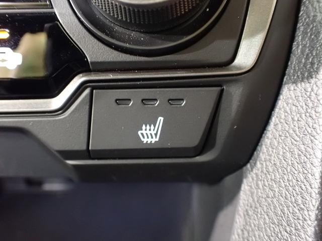0201190A30260817W00305.jpg