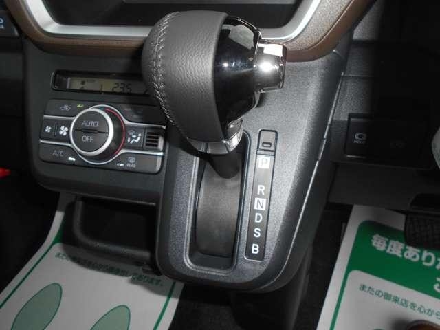 0540095A30260825W00113.jpg