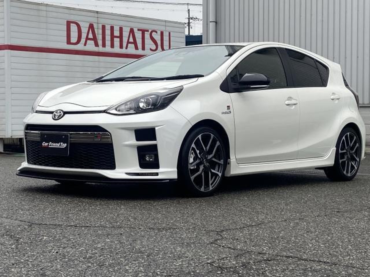 2019 Toyota Aqua, photo 1 of 1