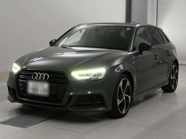 26044064_carP_l_1.jpg