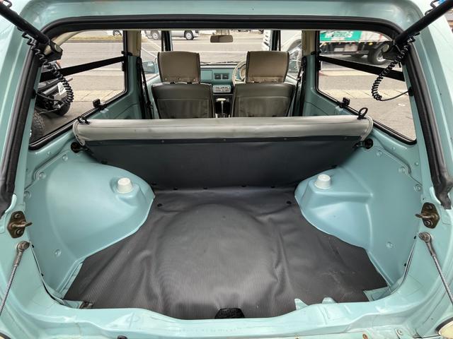 0902905A30251218W00119.jpg