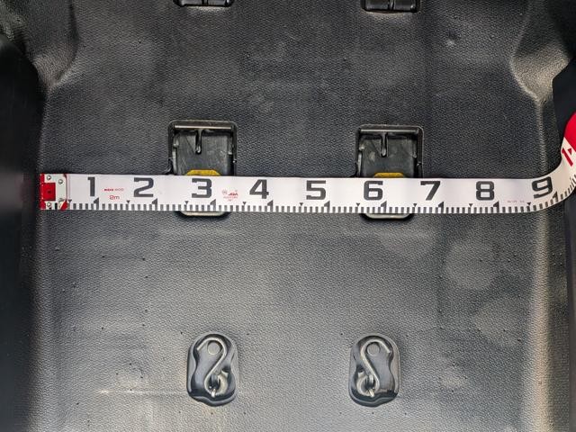 0730219A30261022W00112.jpg