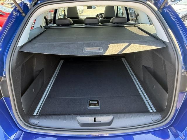 0403344A30261027W00115.jpg