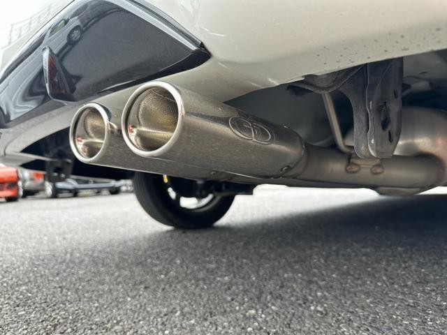 26441504_carP_l_4.jpg