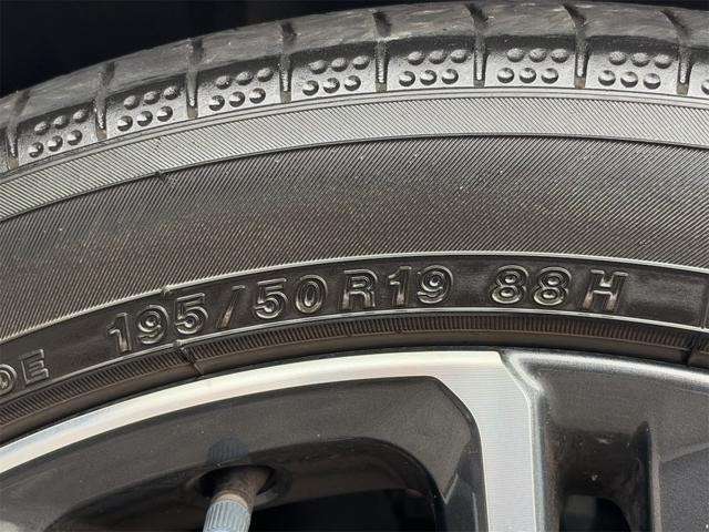 0209431A30261020W00219.jpg