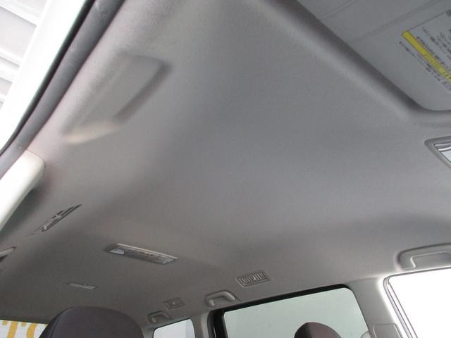 0803384A30261020W00117.jpg
