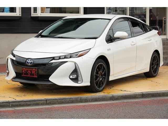 0403869A30260901W00218.jpg