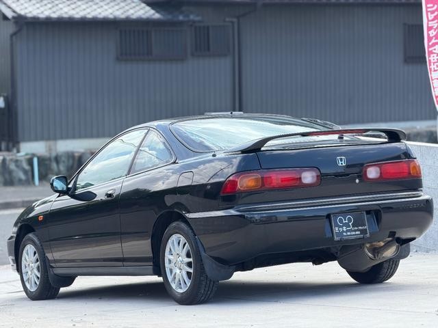 25708998_carP_l_15.jpg