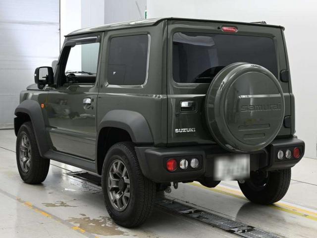 24686603_carP_l_19.jpg