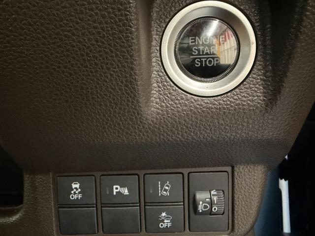 0300353A30260624W00206.jpg