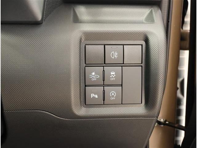 0202468A30260721W00112.jpg