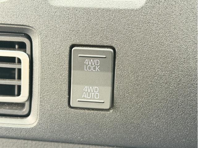 0902396A20261025G00209.jpg