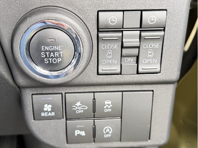 0902396A20261025G00214.jpg