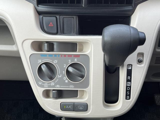 0401984A30250805W00106.jpg