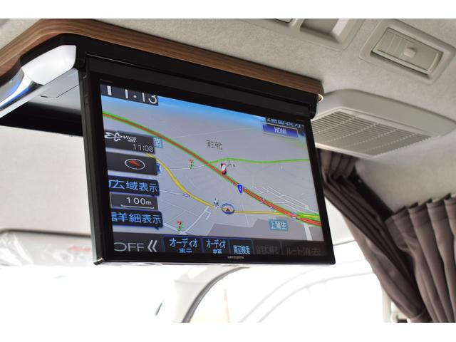 0403429A30260429W00108.jpg