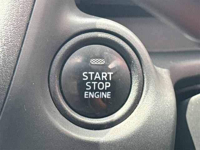 0541891A30260825W00207.jpg