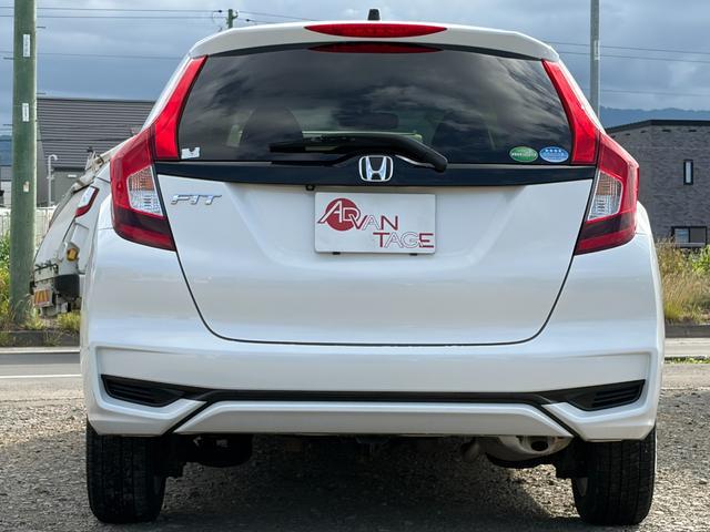0303430A30260707W00112.jpg