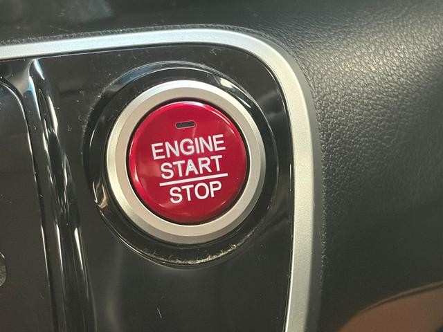 0207151A30261025W00107.jpg