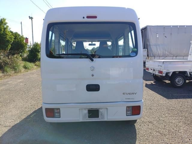 26784163_carP_l_4.jpg