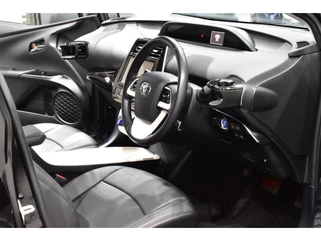0204387A30260719W00111.jpg