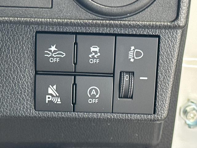 0550659A30260825W00204.jpg