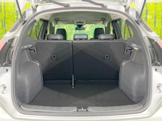 25549462_carP_l_2.jpg