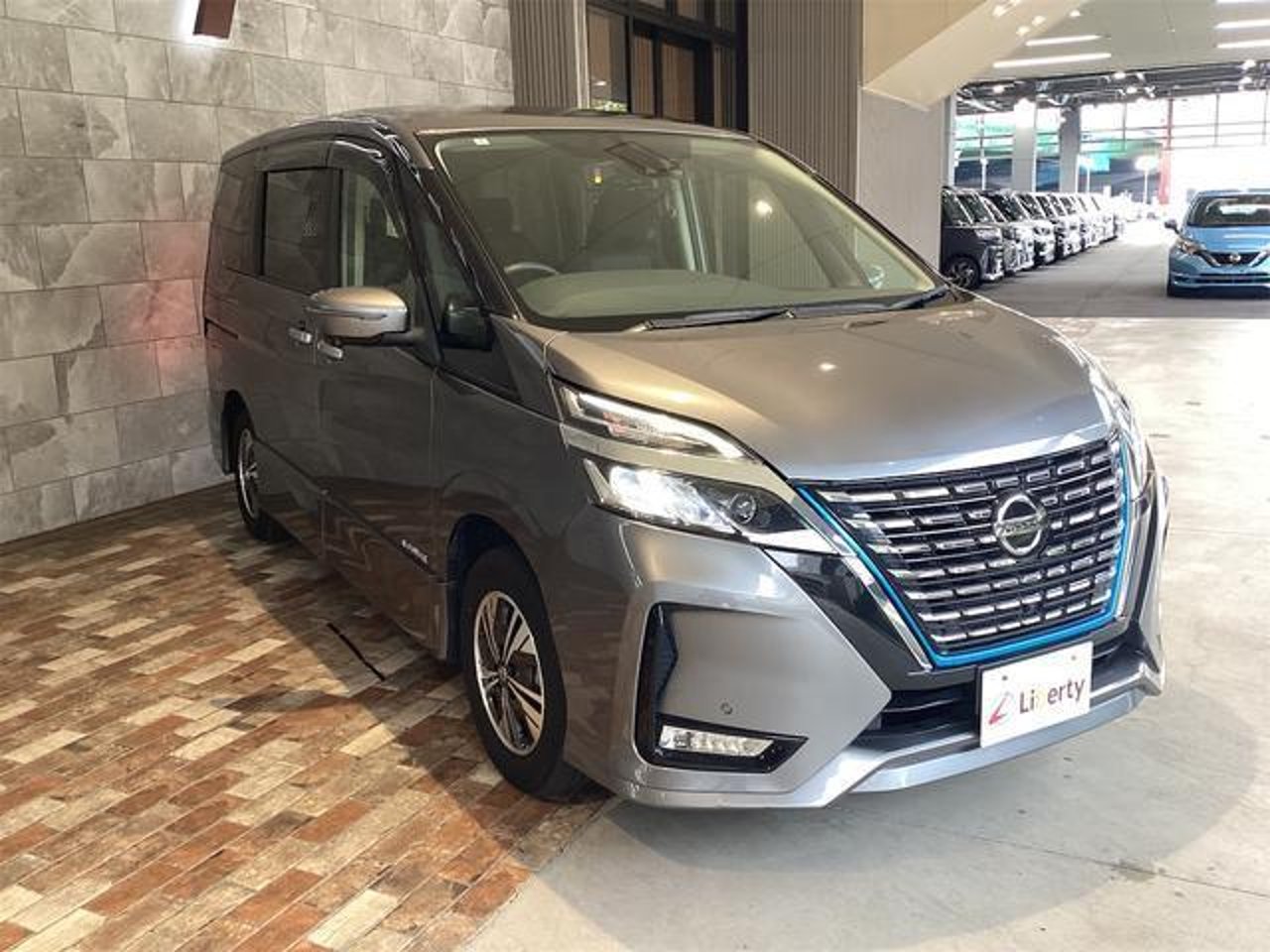 2022 Nissan Serena Standard for sale in Kenya