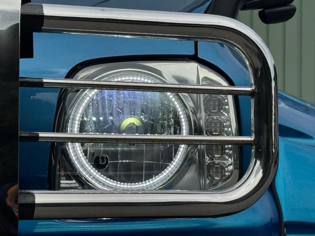 0171939A30260907W00118.jpg
