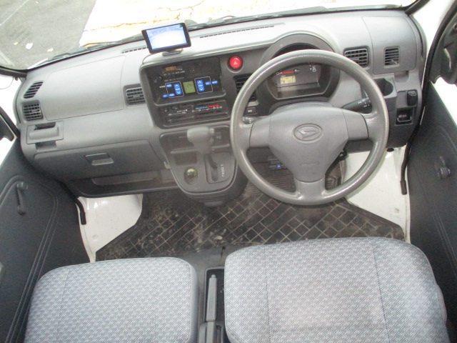 0500952A30251116W00101.jpg
