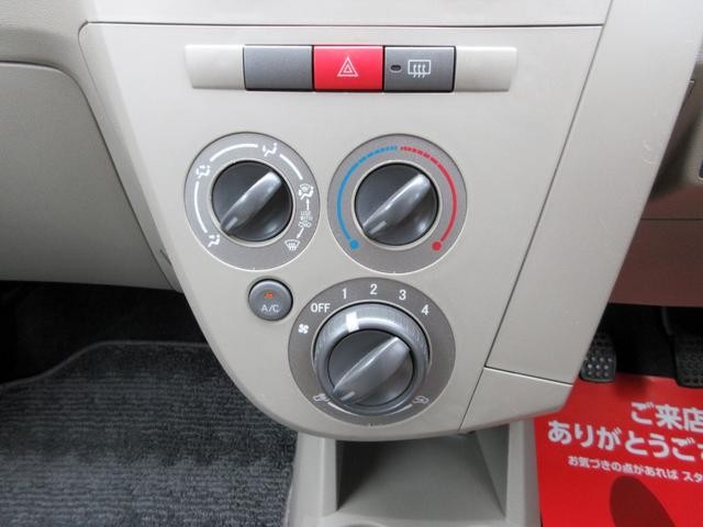 0200204A30260906W00115.jpg