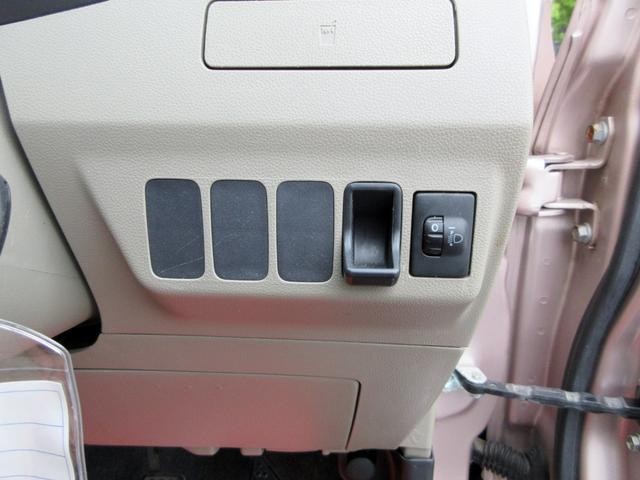 0200204A30260906W00118.jpg