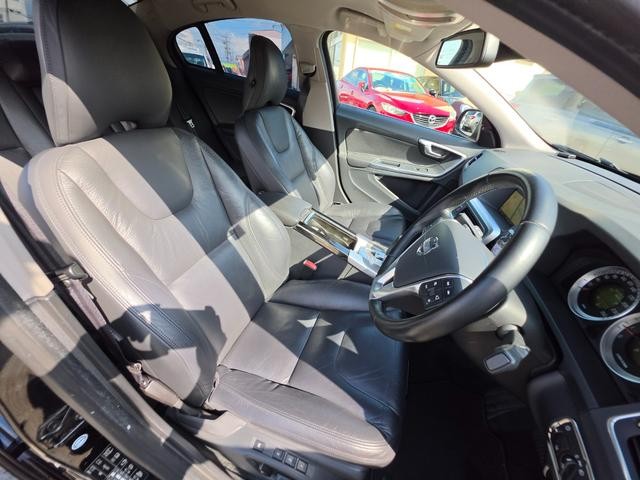 0209345A30260813W00205.jpg