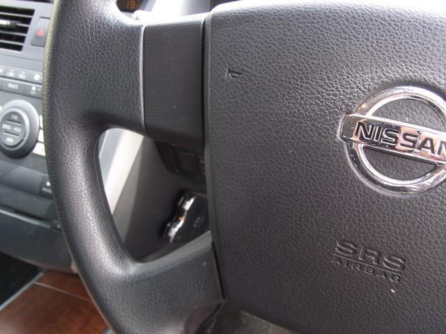 0400957A30260405W00117.jpg
