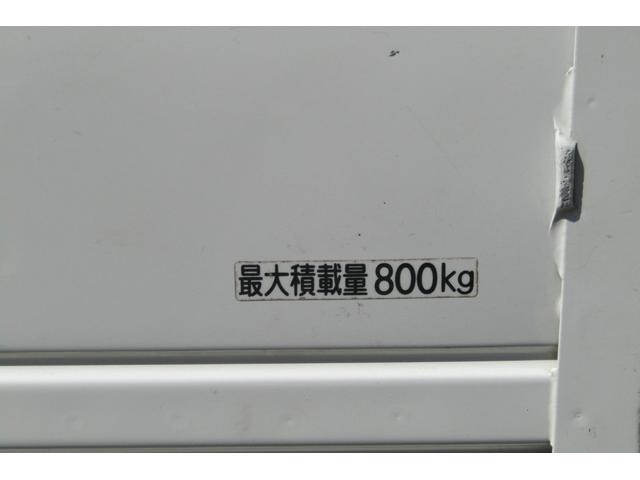 0121136A30260507W00117.jpg