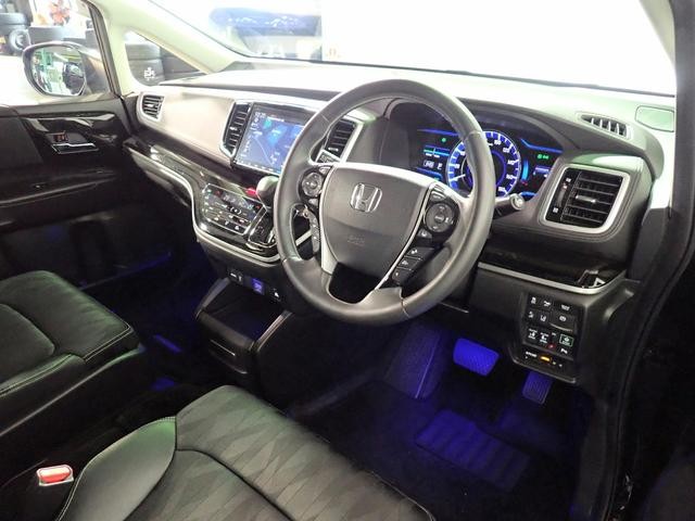 0201190A30260907W00216.jpg