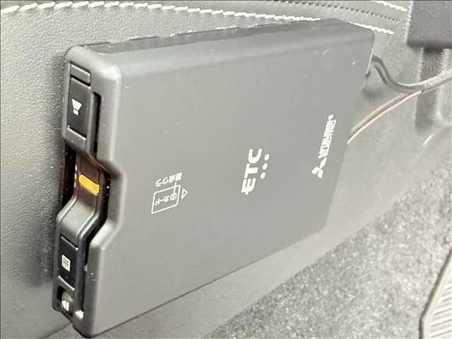 26905378_carP_l_8.jpg