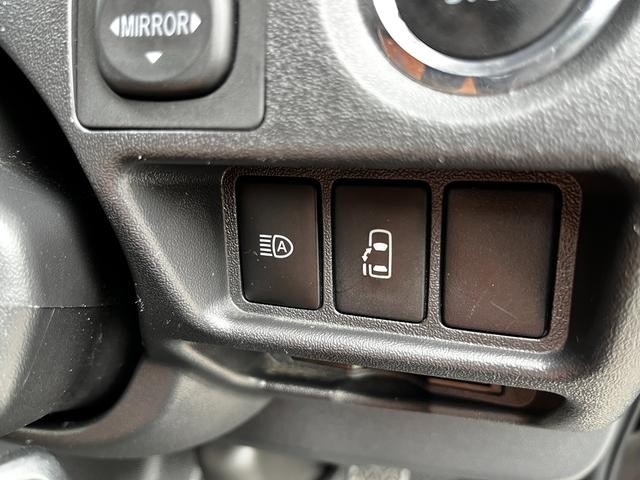 0500199A20260818W00116.jpg
