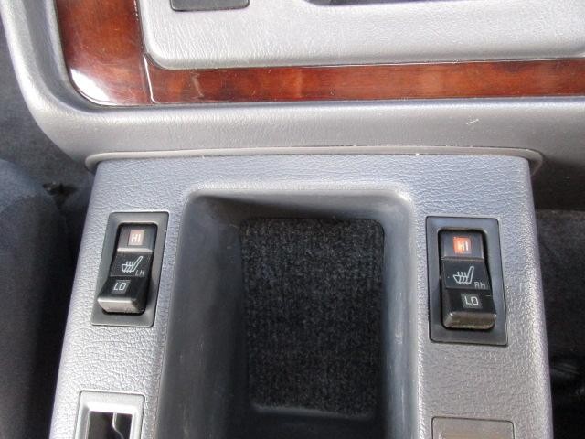 0300490A30260812W00115.jpg