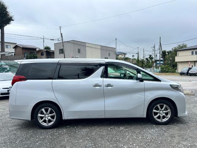 0507093A30260908W00103.jpg