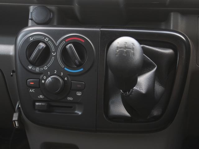 0300150A30260816W00113.jpg