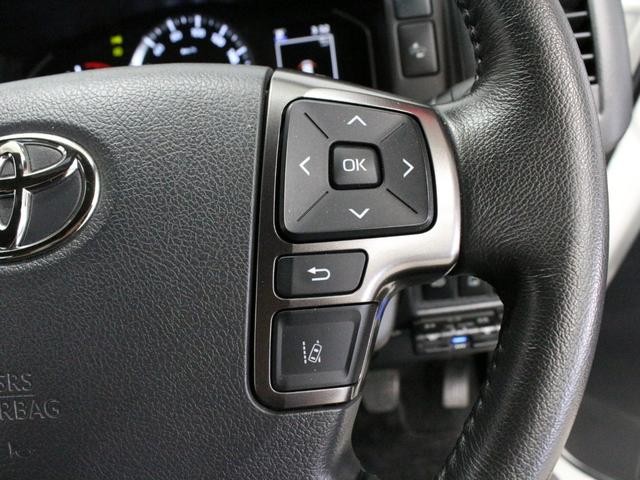 0207743A30260922W00114.jpg