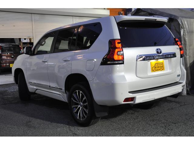 1001587A30260419W00105.jpg