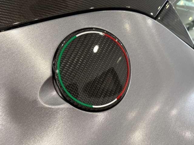 26708722_carP_l_5.jpg