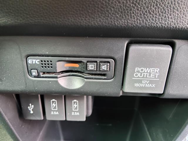 0401984A30260707W00108.jpg
