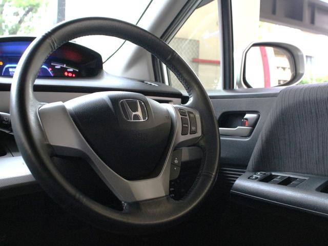 0520655A30260908W00111.jpg